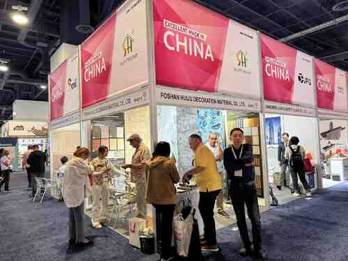 Het laatste nieuws van het bedrijf over SUNHOUSE op de 2025 NAHB International Builders' Show: Uitbreiding naar de Amerikaanse bouwmaterialenmarkt
